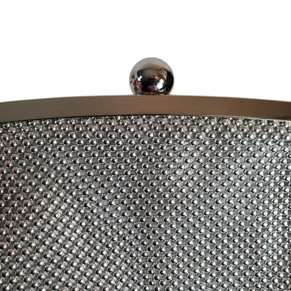 La Regale Silver Beaded Mesh Crossbody Bag with Metal Chain and Ball Clasp - Picture 5 of 6